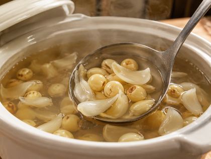 Lily Bulb Lotus Seed Soup